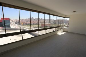 Cam Balkon
